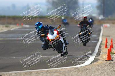 media/Sep-20-2025-TrackDaz (Sat) [[27f0cde673]]/B Group/220pm (Turn 9)/